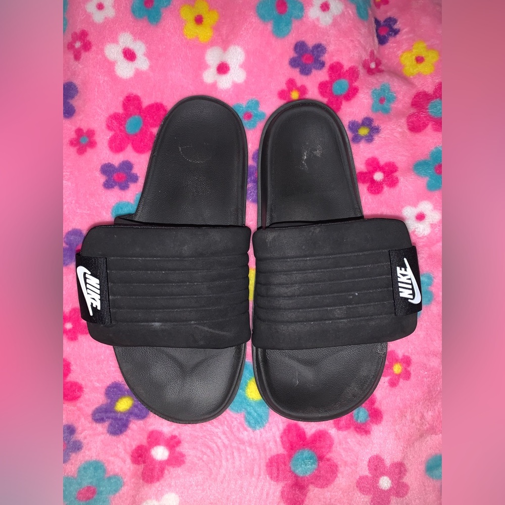 Nike Black Slide Sandals.